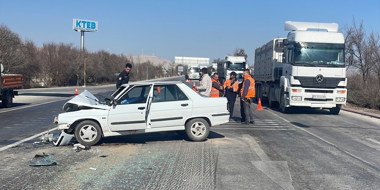 Konya'da trafik kazasında 2 kişi öldü