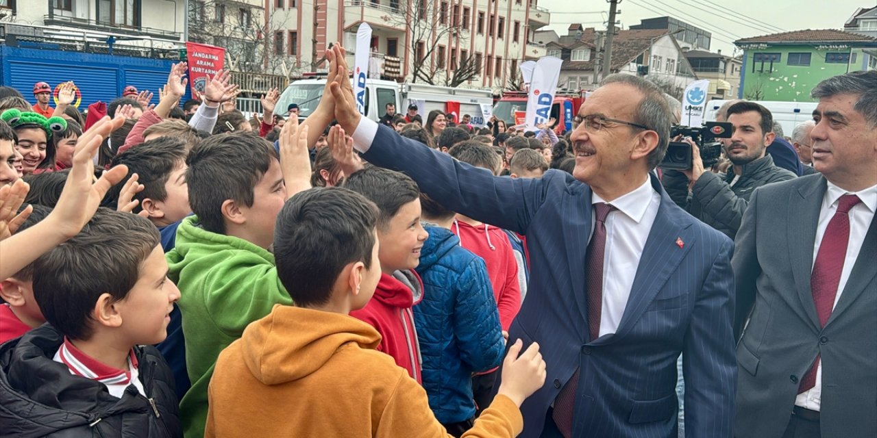 Kocaeli'de öğrencilerin katılımıyla deprem tatbikatı yapıldı