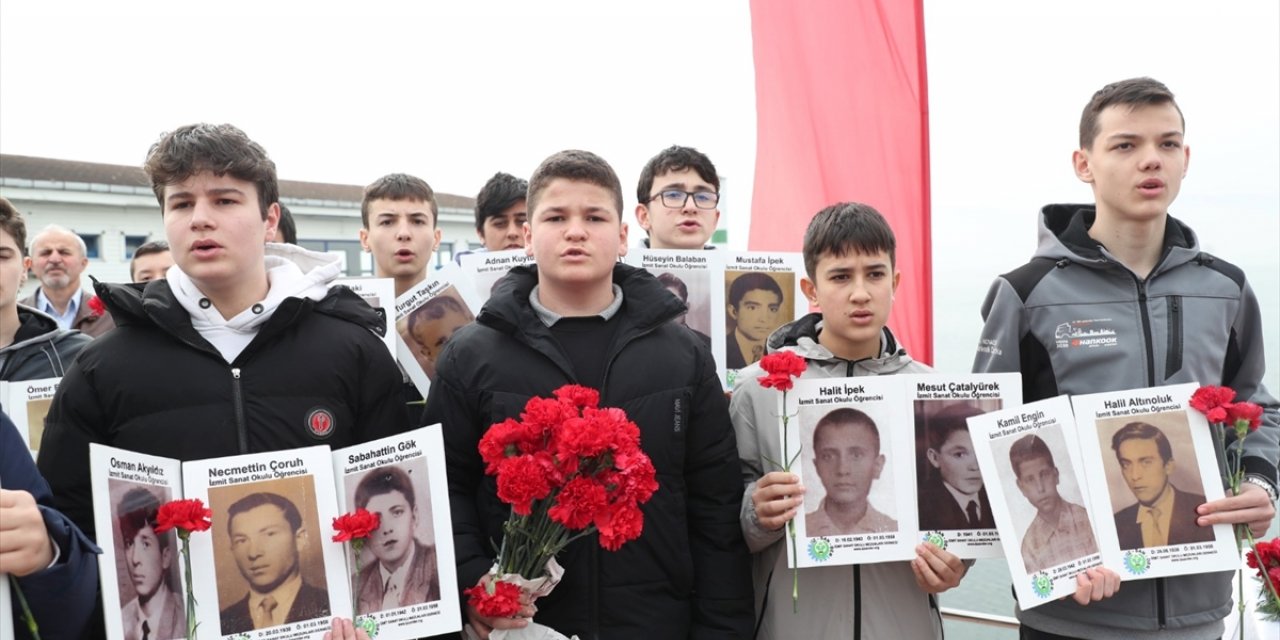 Kocaeli'de "Üsküdar Vapuru" faciasında hayatını kaybedenler anıldı