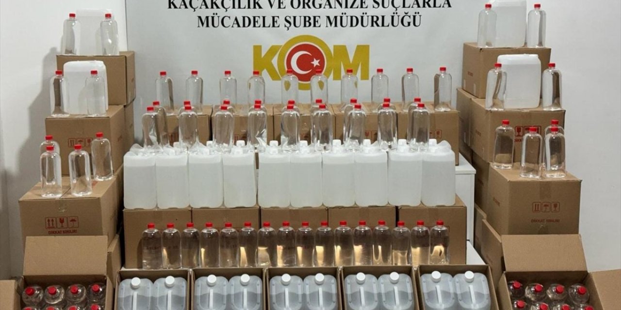 Samsun'da 1 ton 94 litre kaçak etil alkol ele geçirildi