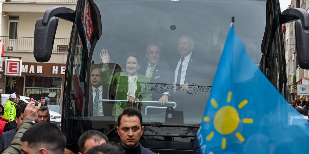 İYİ Parti Genel Başkanı Akşener, Gölbaşı'nda esnaf ziyaretinde bulundu: