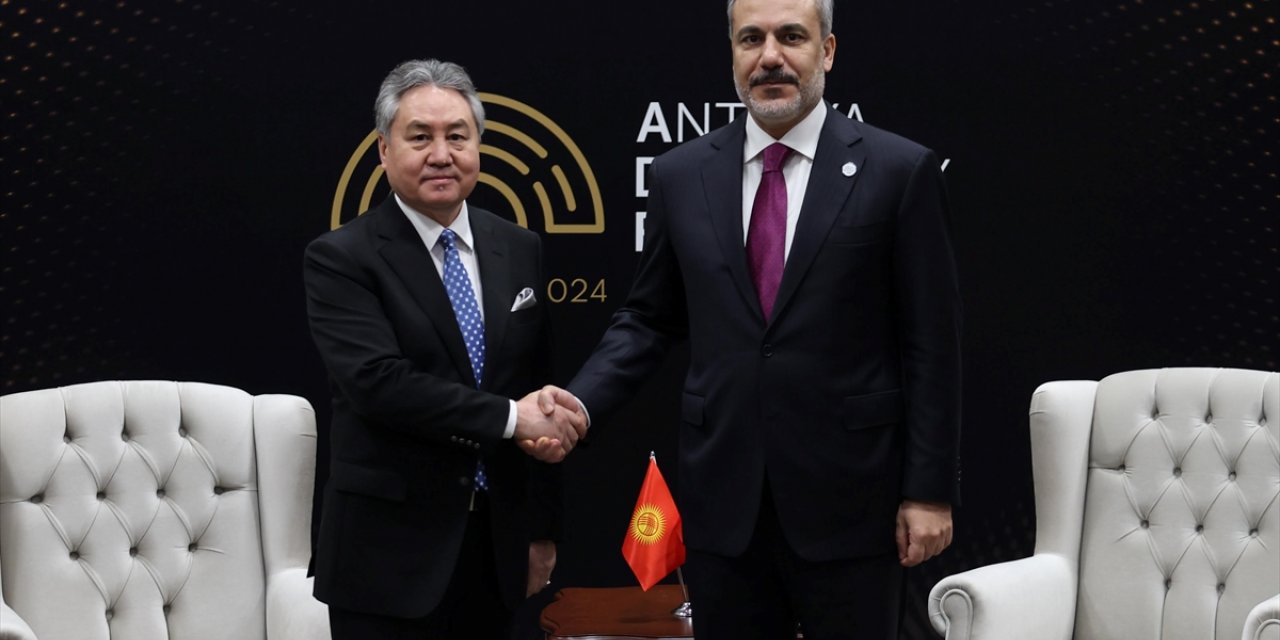 Dışişleri Bakanı Fidan, Antalya Diplomasi Forumu kapsamında ikili görüşmeler yaptı