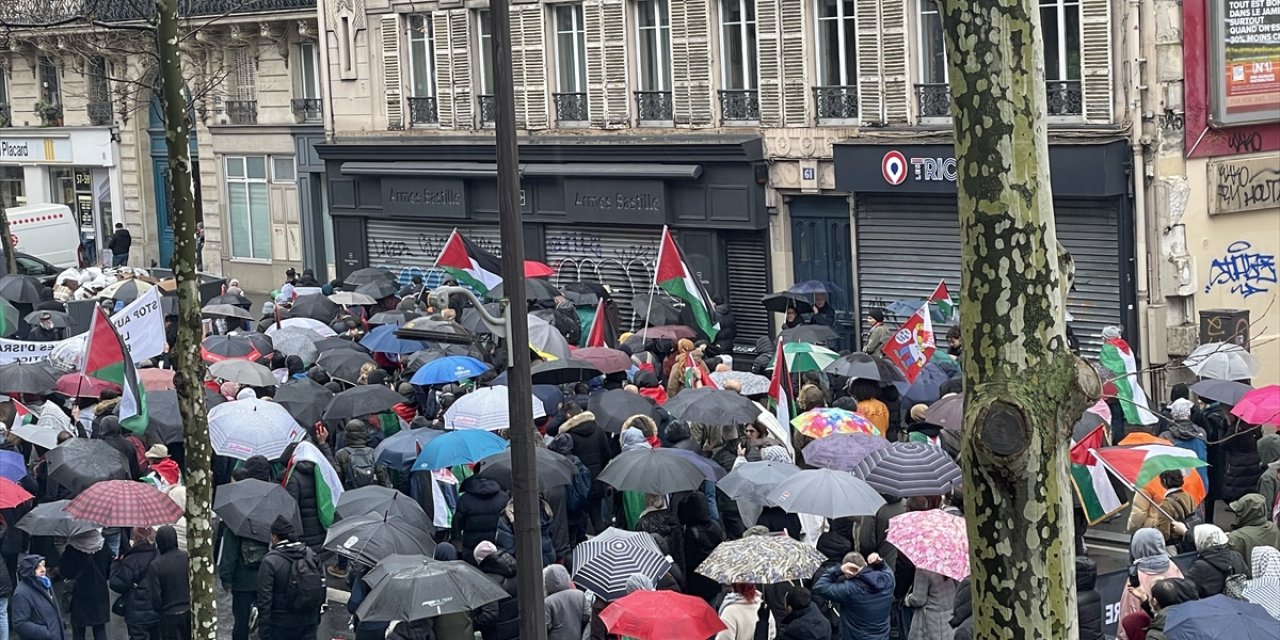 Paris'te "Gazze için ateşkes" talep edildi