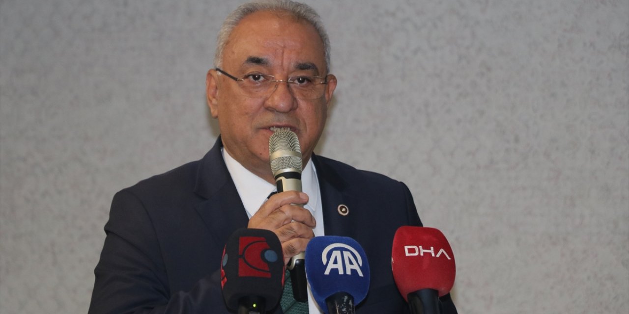 DSP Genel Başkanı Aksakal, Kocaeli'de aday tanıtım toplantısında konuştu: