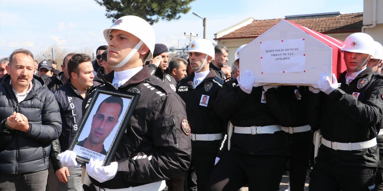 Şehit polis memuru için Samsun'da tören