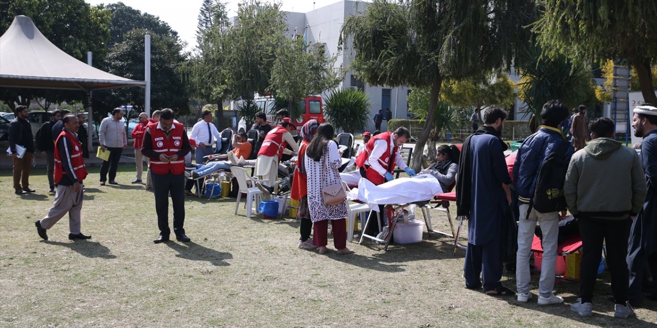 İslamabad'da, Türk Kızılay ve Pakistan Kızılayı işbirliğinde kan bağışı kampanyası düzenlendi