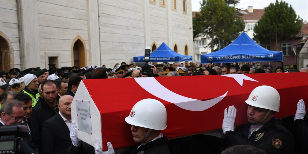 Şehit polis memuru Orhan Mutlu son yolculuğuna uğurlandı