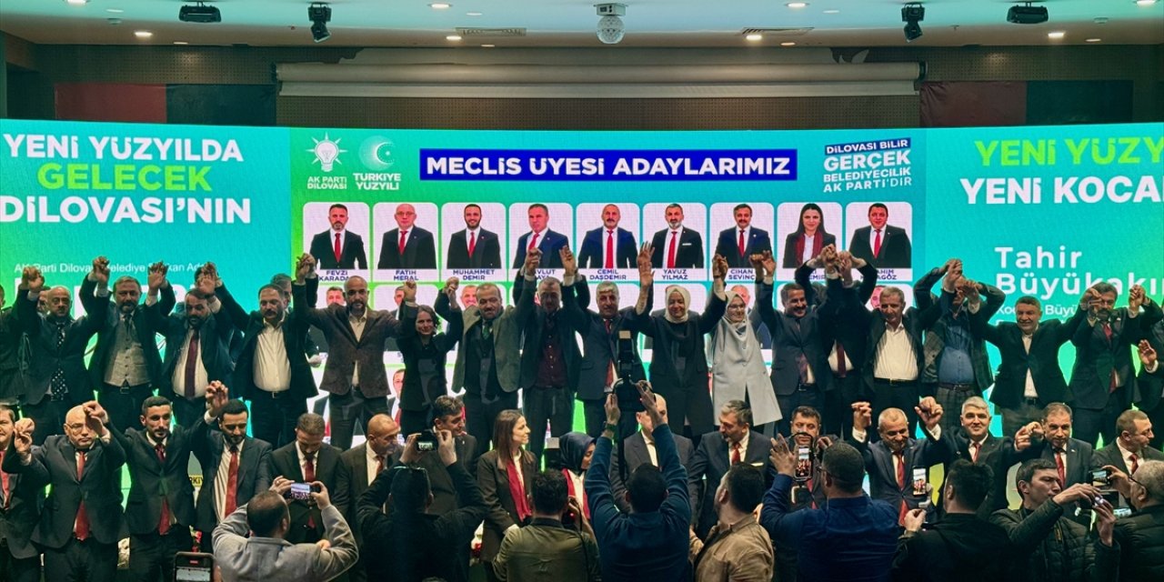 AK Parti Genel Başkan Yardımcısı Kaya, Kocaeli'de seçim beyannamesi programında konuştu: