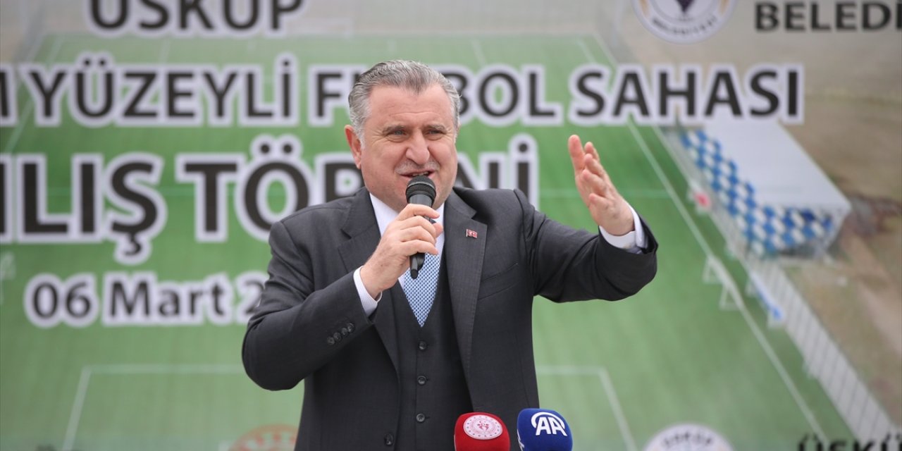 Gençlik ve Spor Bakanı Bak, Kırklareli'nin Üsküp beldesinde spor tesisi açılışında konuştu: