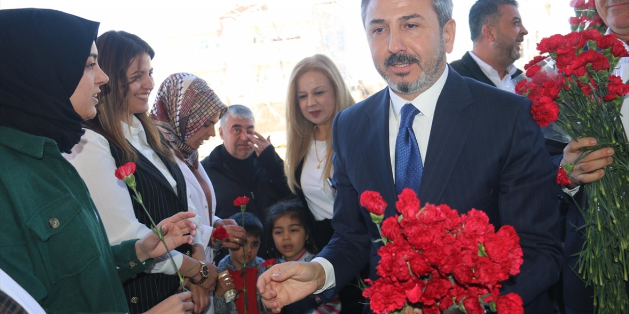 Çalışma ve Sosyal Güvenlik Bakan Yardımcısı Aydın, Kahta'yı ziyaret etti