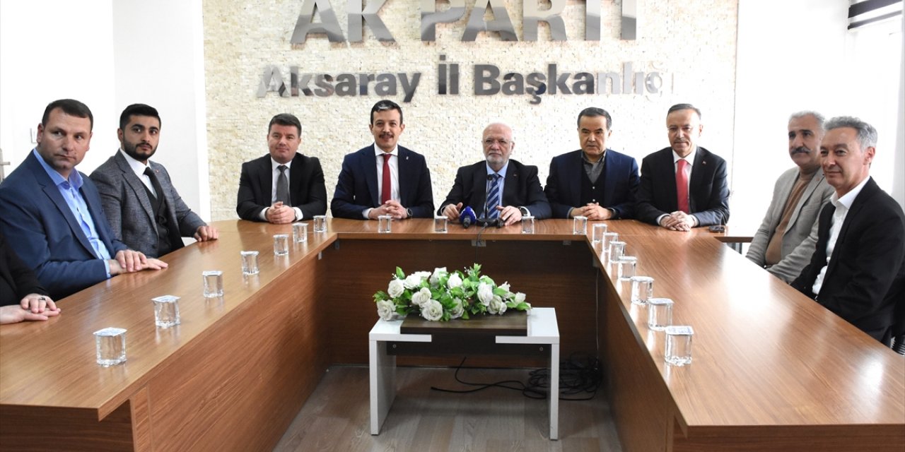 AK Parti Genel Başkanvekili Elitaş, Aksaray'da partililerle bir araya geldi: