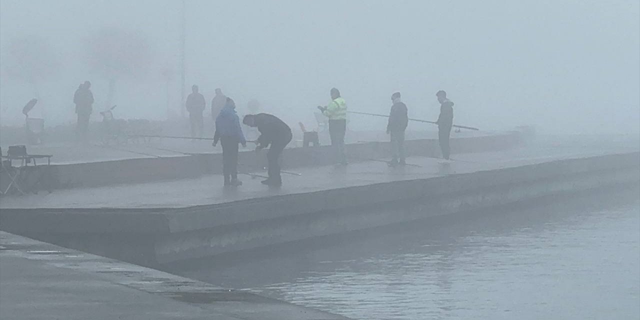 GÜNCELLEME- İstanbul'un yüksek kesimlerinde sis etkili oldu