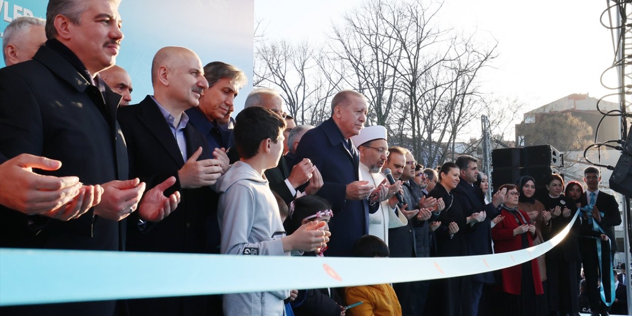 Cumhurbaşkanı Erdoğan, Bakırköy Sahil-Bağcılar Kirazlı Metro Hattı açılış töreninde konuştu: (1)