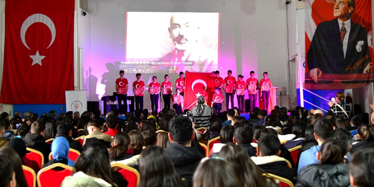 İstiklal Marşı'nın Kabulü ve Mehmet Akif Ersoy'u Anma Günü kutlandı