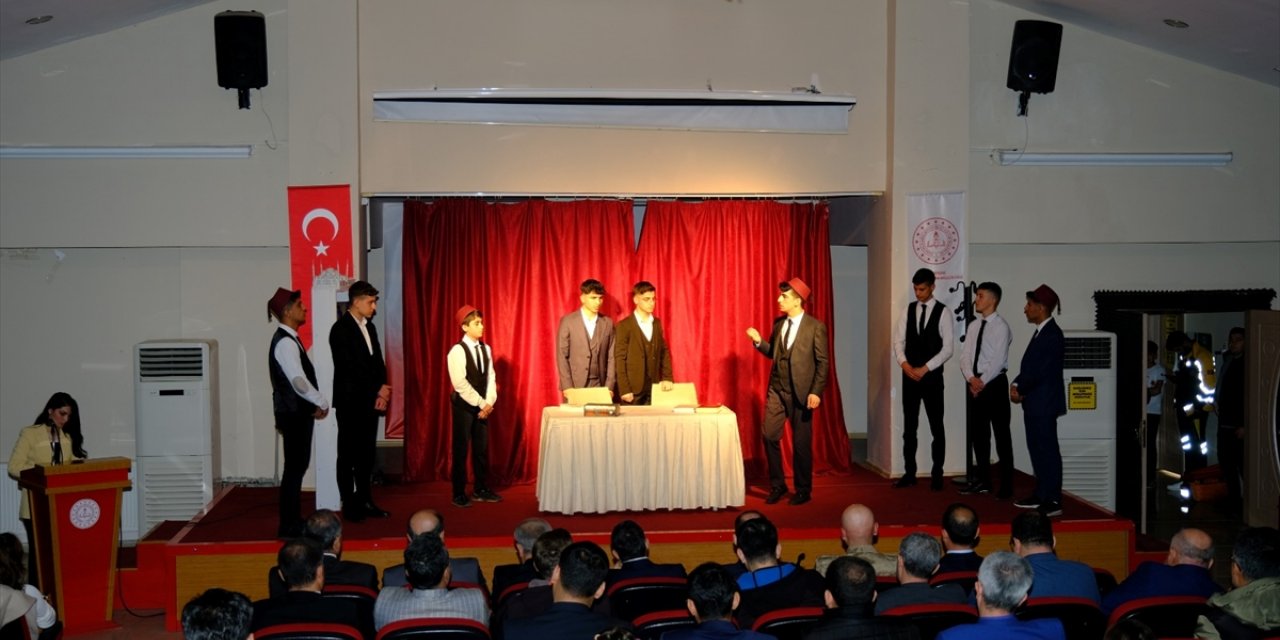 Diyarbakır, Siirt ve Şırnak'ta "İstiklal Marşı'nın Kabulü ve Mehmet Akif Ersoy'u Anma Günü" kutlandı