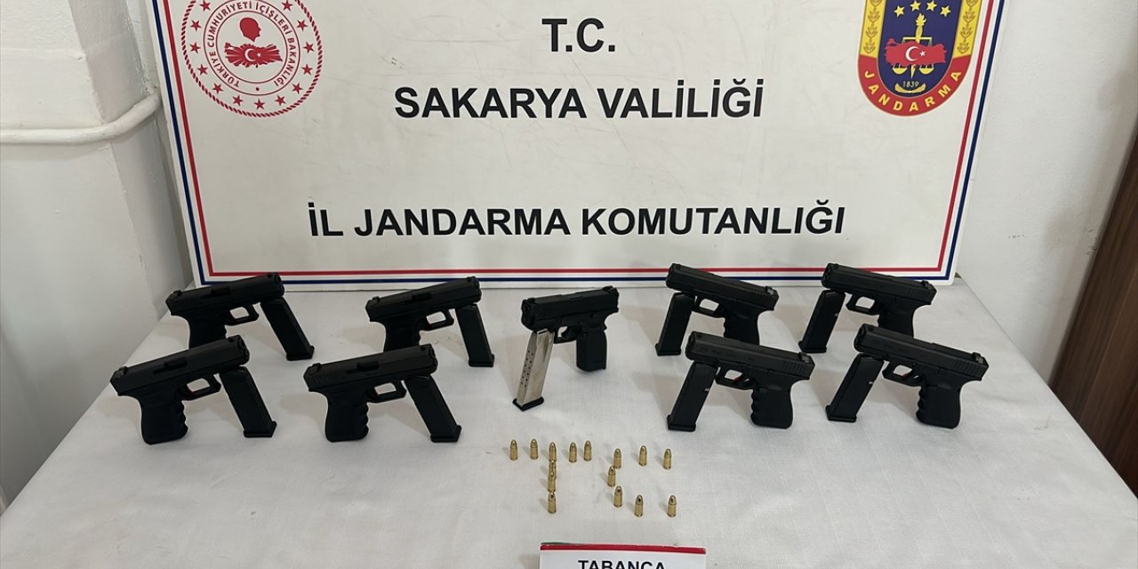 Sakarya'da silah kaçakçılığı operasyonunda 2 şüpheli gözaltına alındı