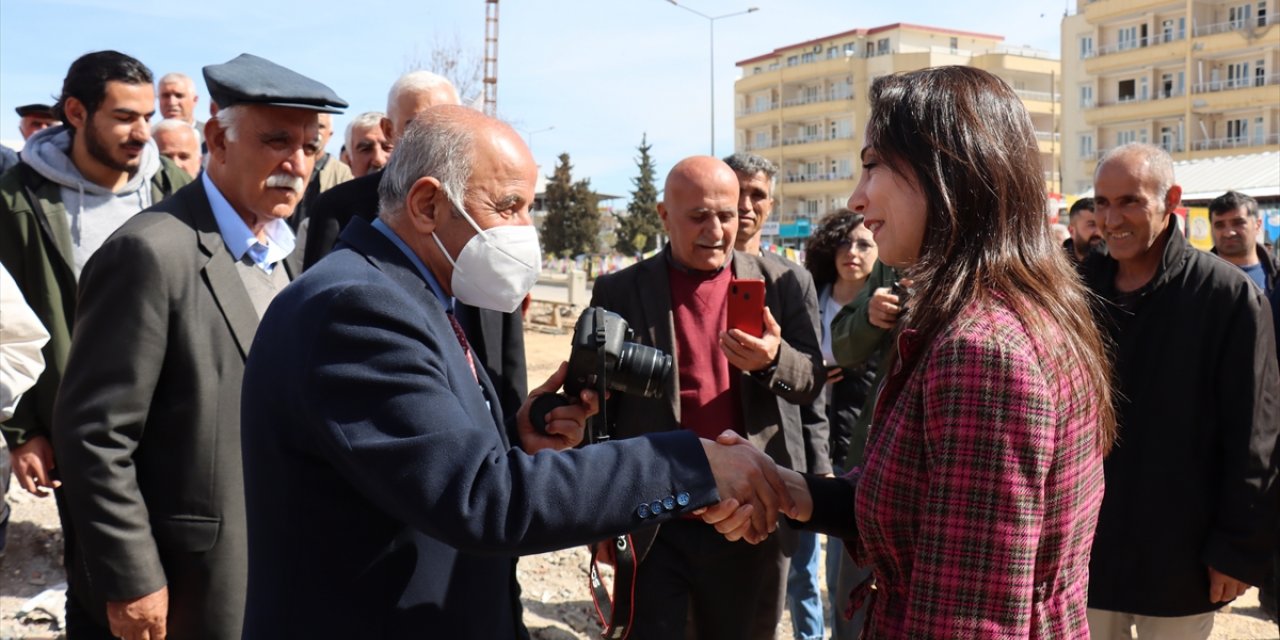 DEM Parti Eş Genel Başkanı Hatimoğulları, Adıyaman'da halk buluşmasına katıldı