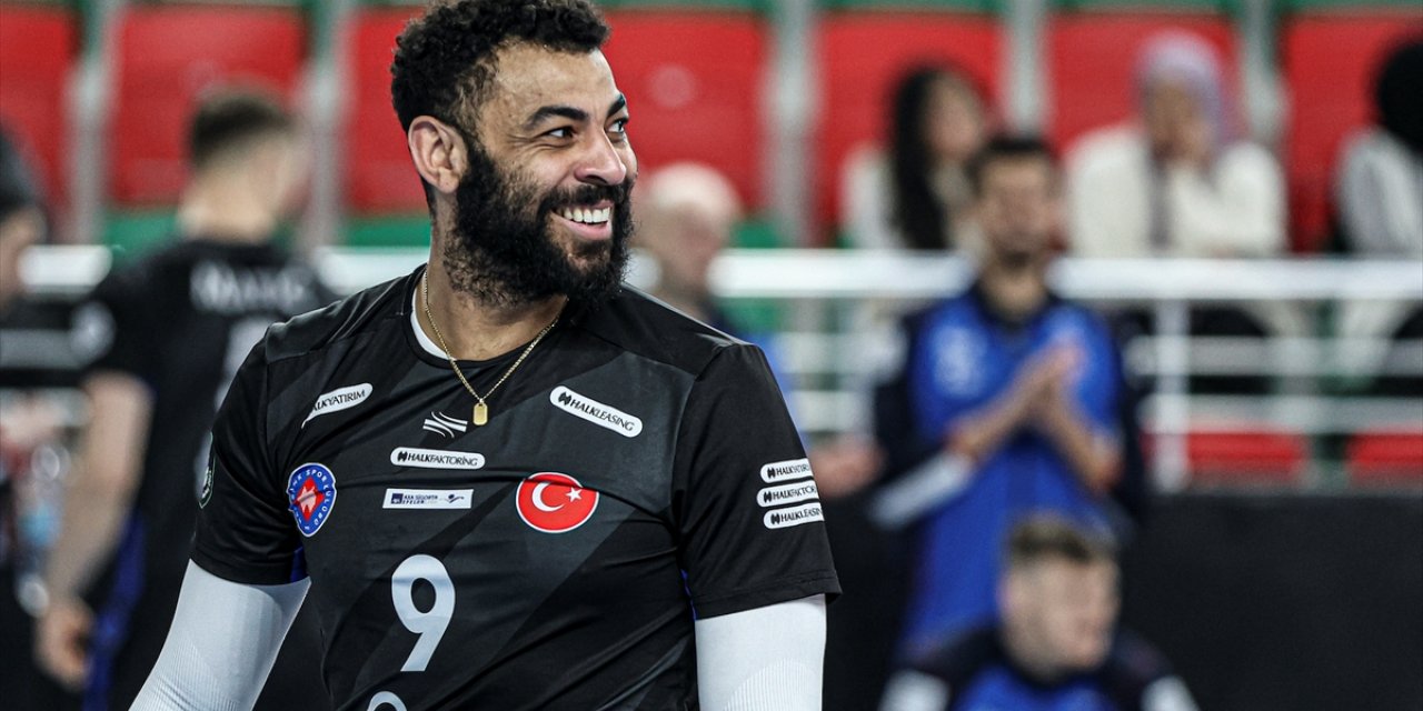 Halkbank Erkek Voleybol Takımı iki kupaya da talip