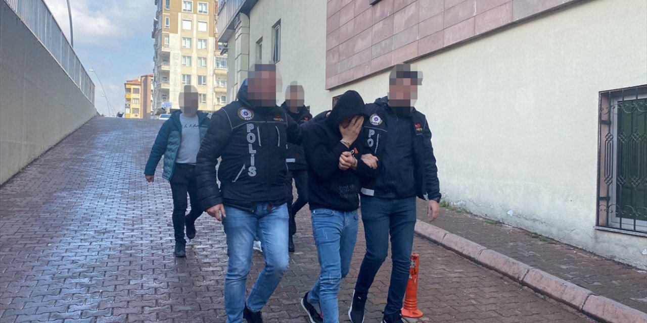 Kayseri'de uyuşturucu operasyonunda 2 kişi yakalandı