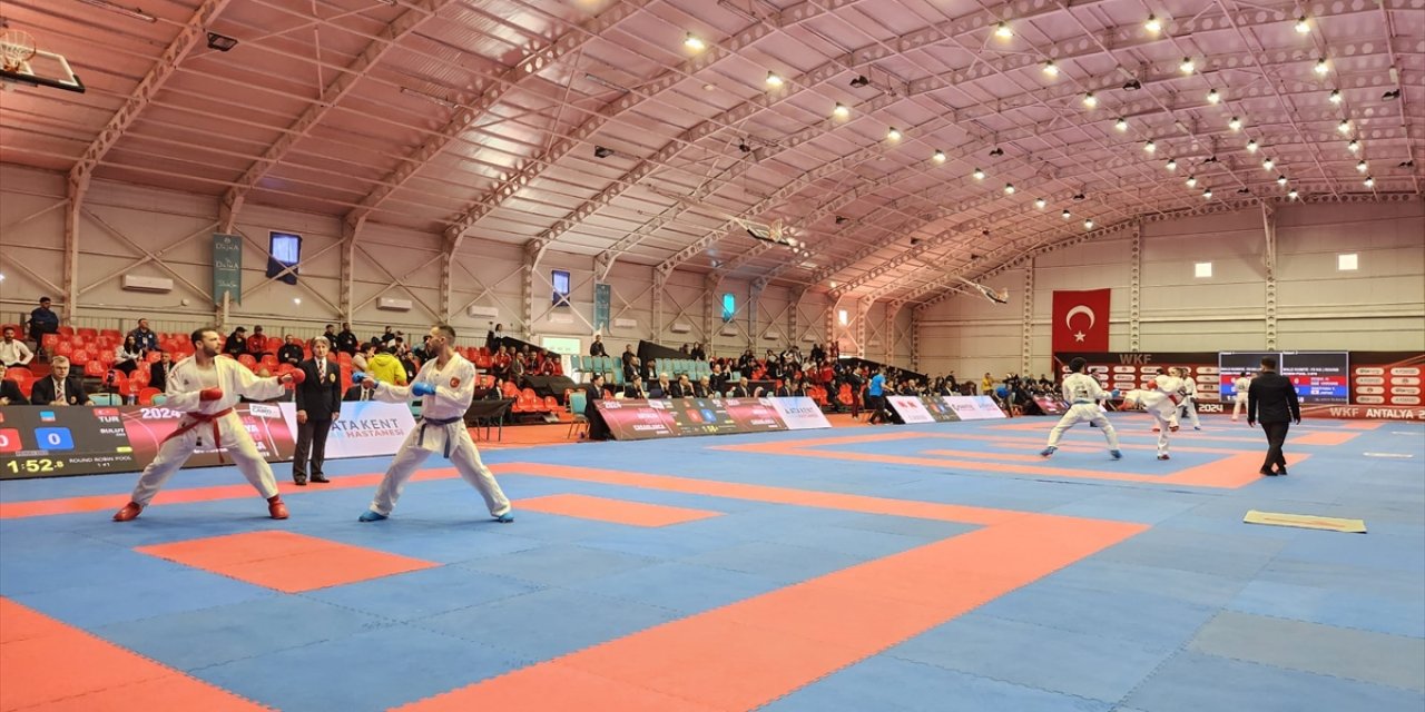 Karate 1 Premier Lig Turnuvası'nın ikinci ayağı, Antalya'da başladı