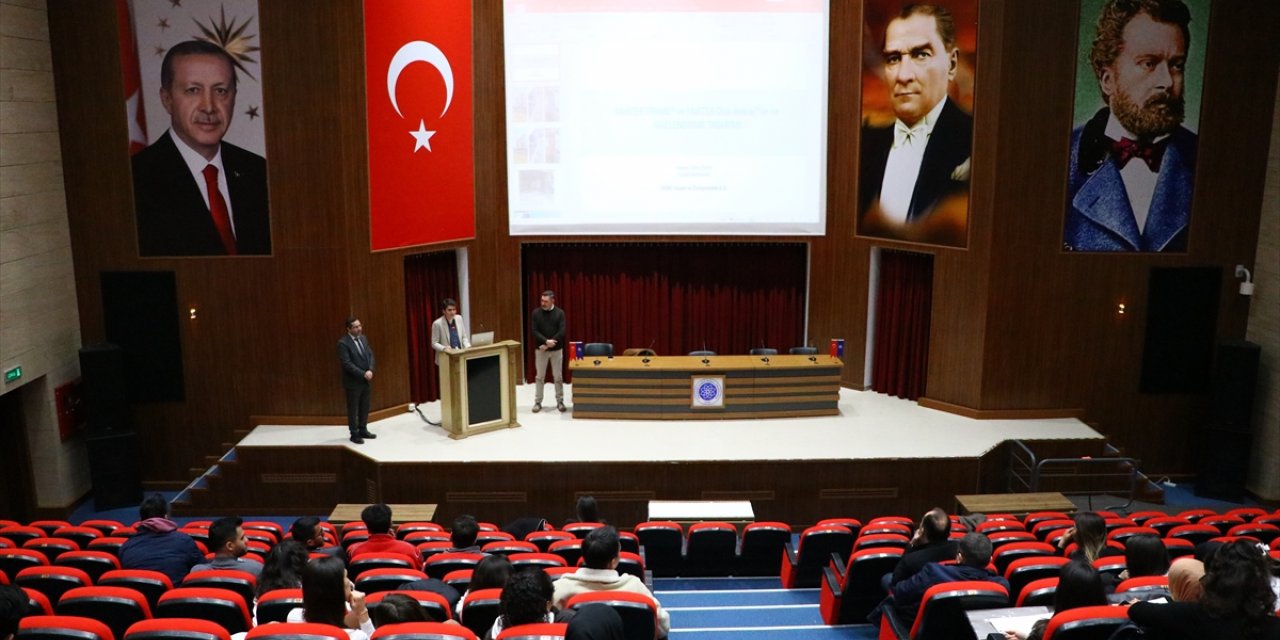 Tekirdağ'da "Depreme Dirençli Türkiye" semineri düzenlendi