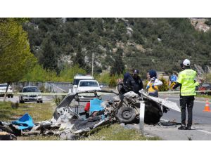 Muğla'da zincirleme trafik kazası: 1 ölü, 2 yaralı