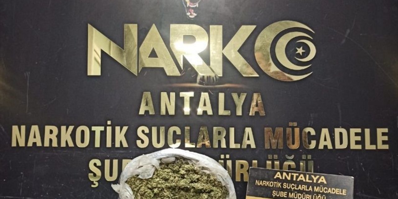 Antalya'da uyuşturucu operasyonunda yakalanan 17 kişi tutuklandı