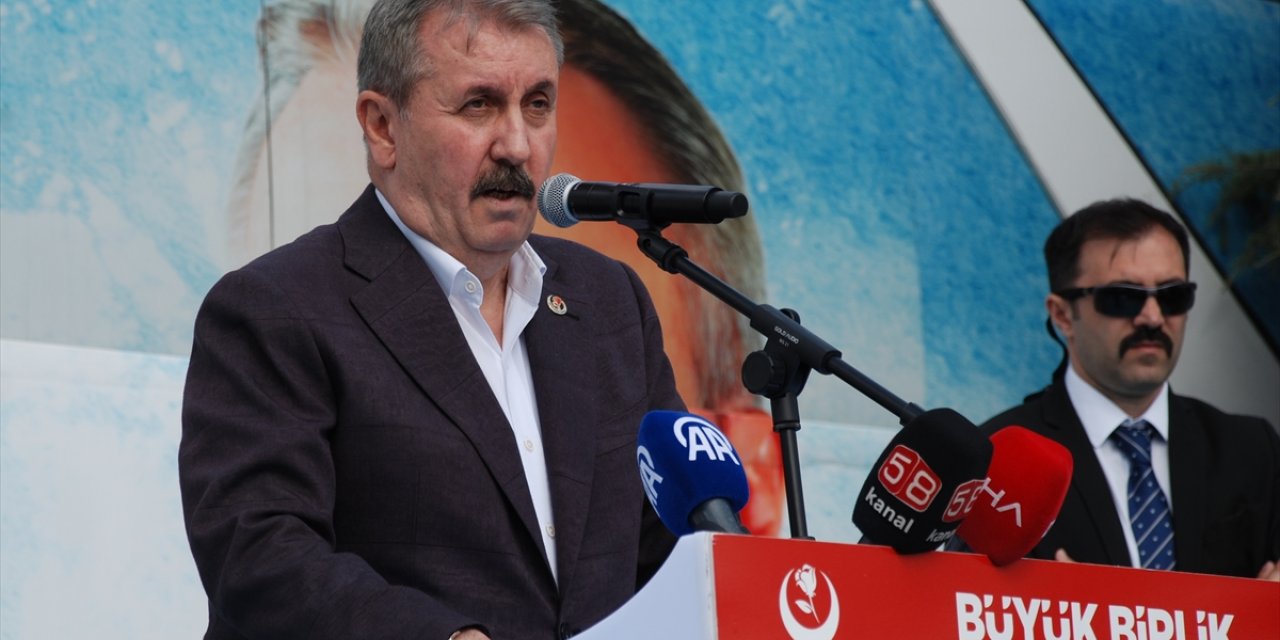 BBP Genel Başkanı Destici, Eskişehir'in Alpu ilçesinde mitingde konuştu: