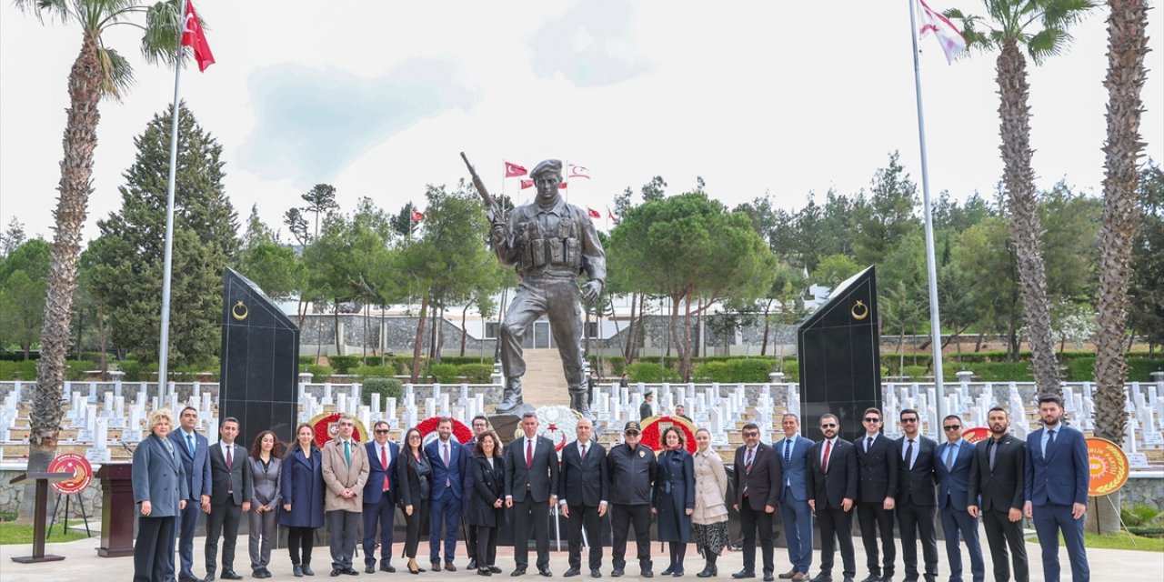 KKTC'de, Çanakkale Deniz Zaferi'nin 109. yıl dönümü dolayısıyla törenler düzenlendi