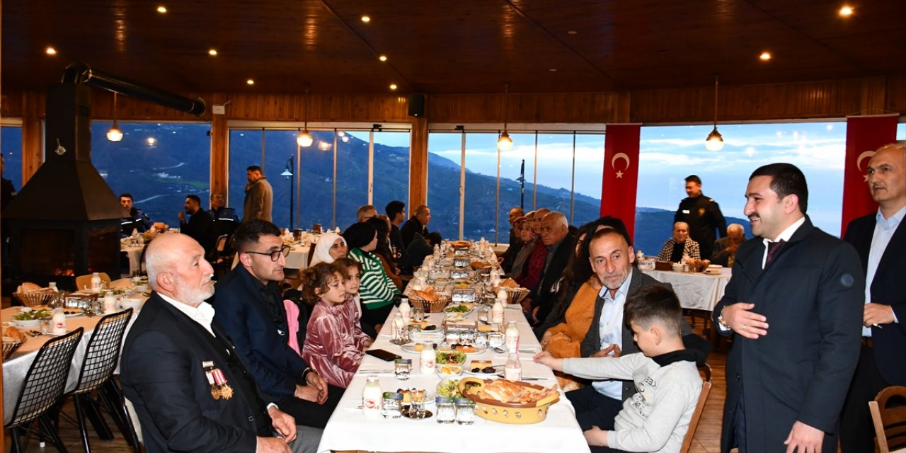 Hatay'da şehit aileleri ve gaziler iftarda buluştu