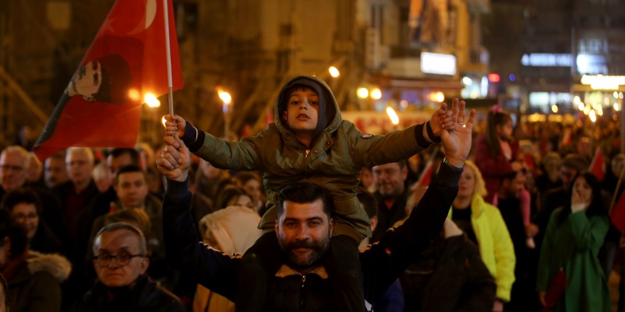 Kırklareli'nde "Şehitlere Saygı Yürüyüşü" düzenlendi