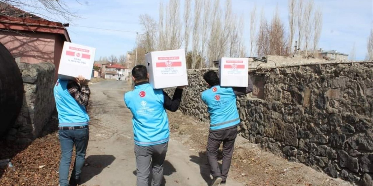 TDV, ramazan yardımlarında önceliği deprem bölgesine verdi