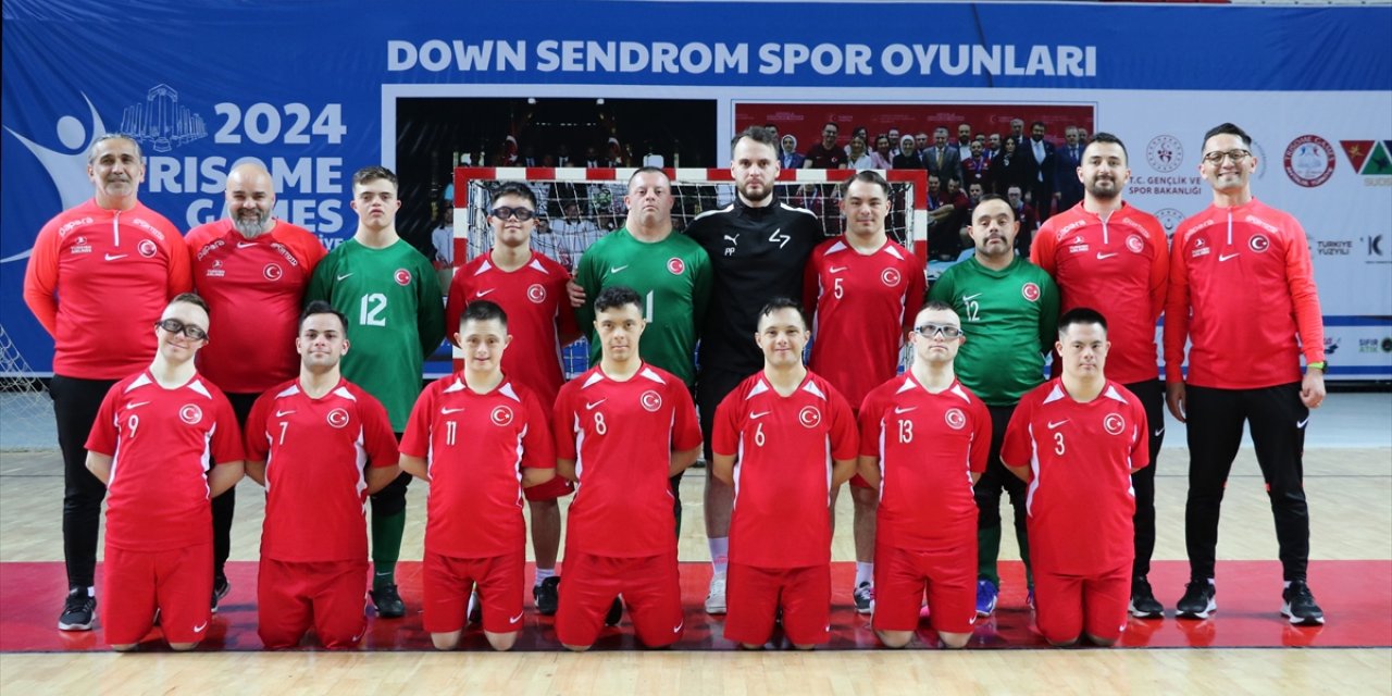 Down Sendromlu Futsal Milli Takımı, dünya şampiyonluğunu kazanarak tarih yazmak istiyor