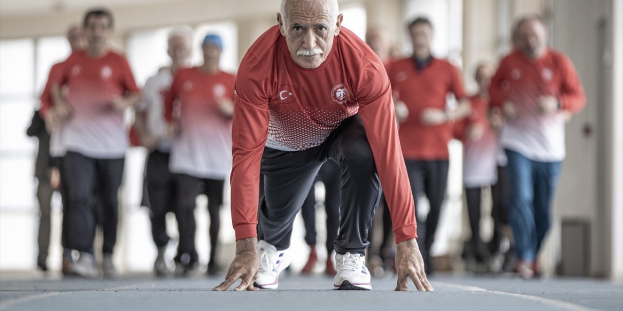 "Spor yapma ölürsün" diyenlere aldırmadan 72 yaşında yarı maratonlara katılıyor