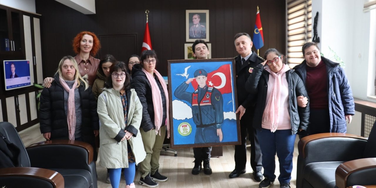 Tokat'ta down sendromlu çocuklar İl Jandarma Komutanlığında ağırlandı