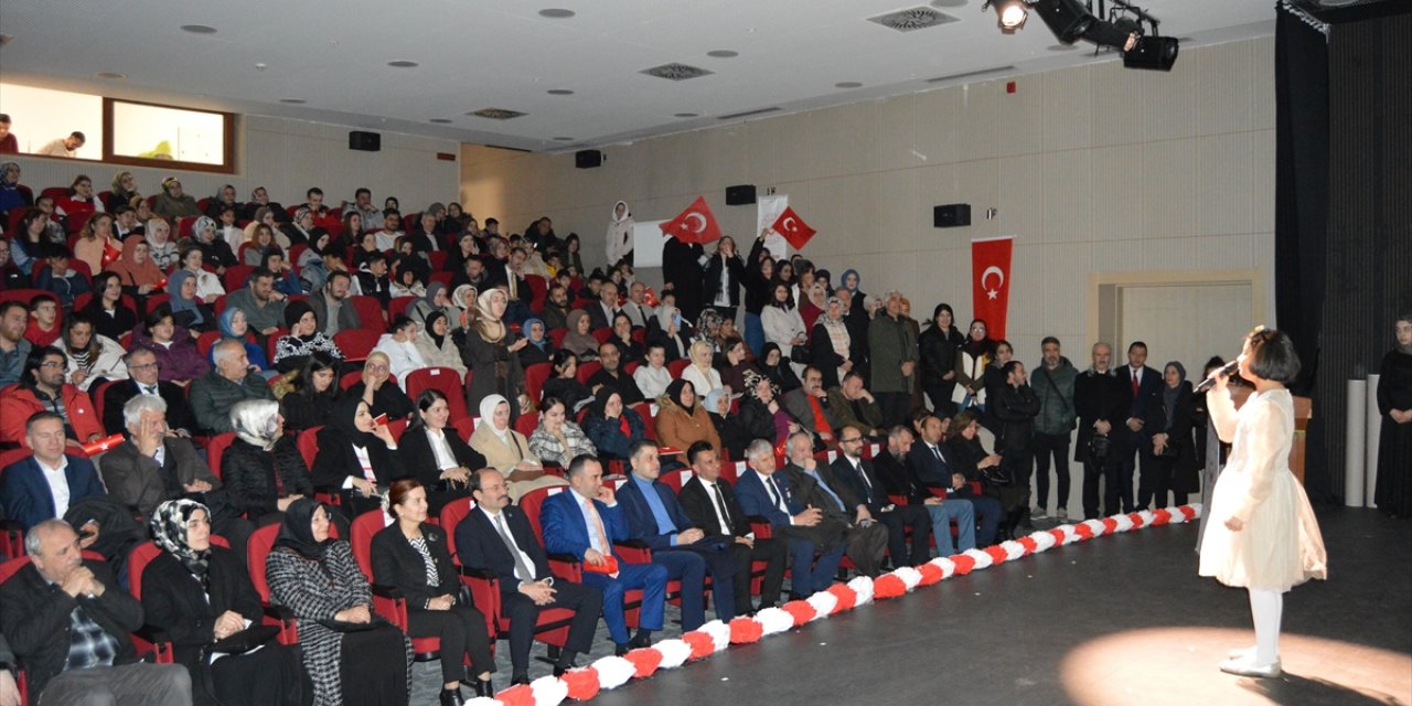 Erzurum'da devlet koruması altındaki çocuklar Çanakkale şehitlerini andı