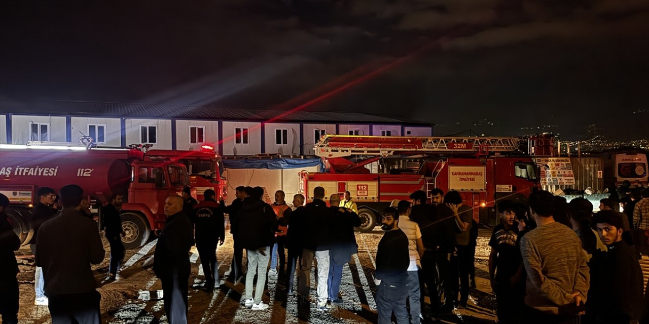 Kahramanmaraş'ta işçilerin kaldığı konteynerlerde çıkan yangın söndürüldü