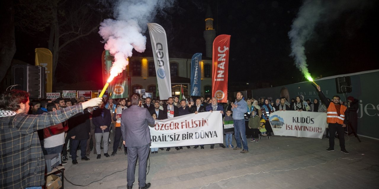 İsrail'in Gazze'de hastanelere yönelik saldırıları Sakarya'da protesto edildi