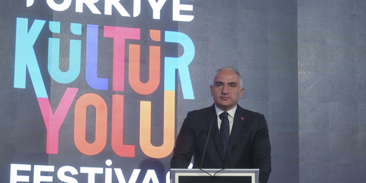 Kültür ve Turizm Bakanı Mehmet Ersoy, bu yılki Kültür Yolu Festivali'nin programını açıkladı: