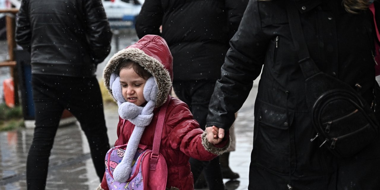 İstanbul'da bazı bölgelerde sağanak etkili oluyor