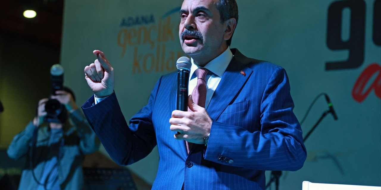 Milli Eğitim Bakanı Tekin, Adana'da iftar programına katıldı: