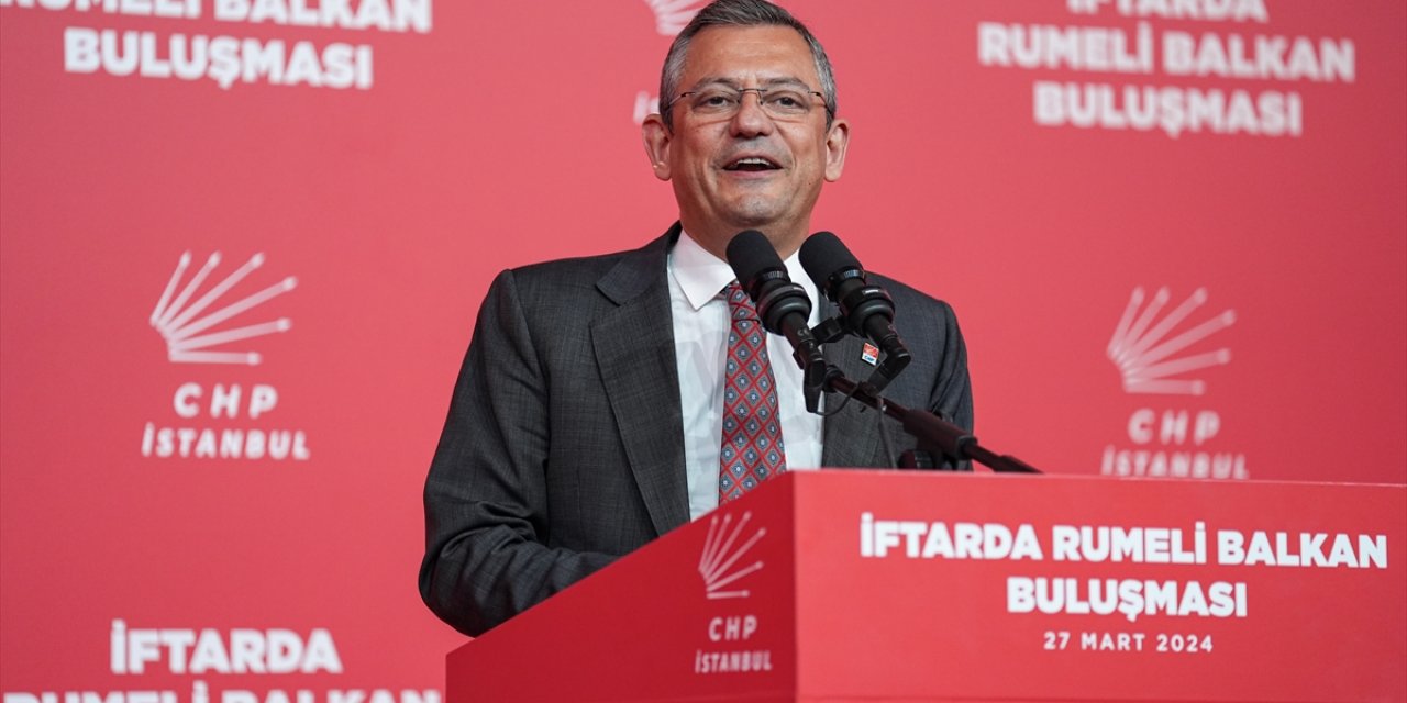 CHP Genel Başkanı Özel, İstanbul'daki iftar programında konuştu: