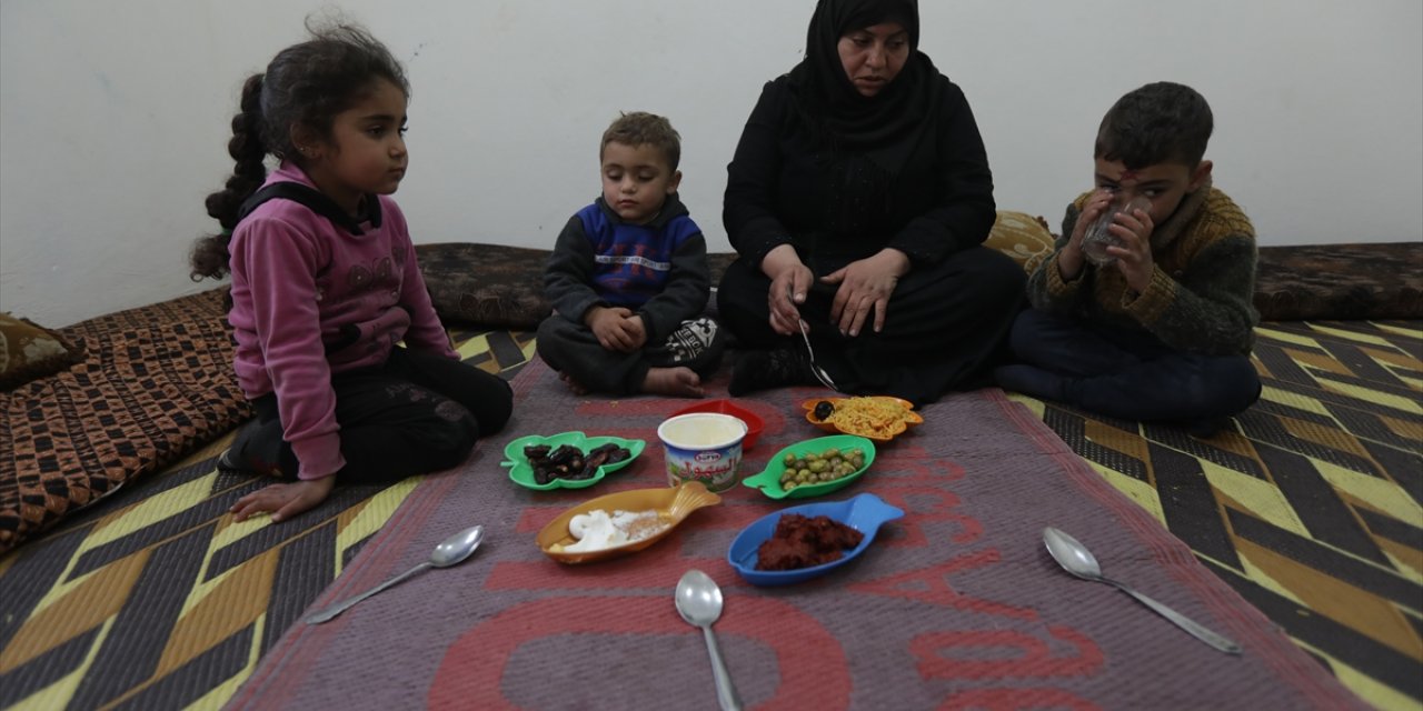 Suriye'de eşi ve 3 çocuğunu kaybeden acılı anne, bir ramazanı daha buruk geçiriyor