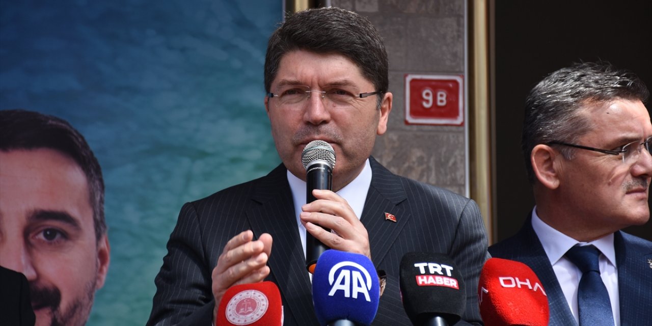 Adalet Bakanı Tunç, Bartın'da vatandaşlara hitap etti: