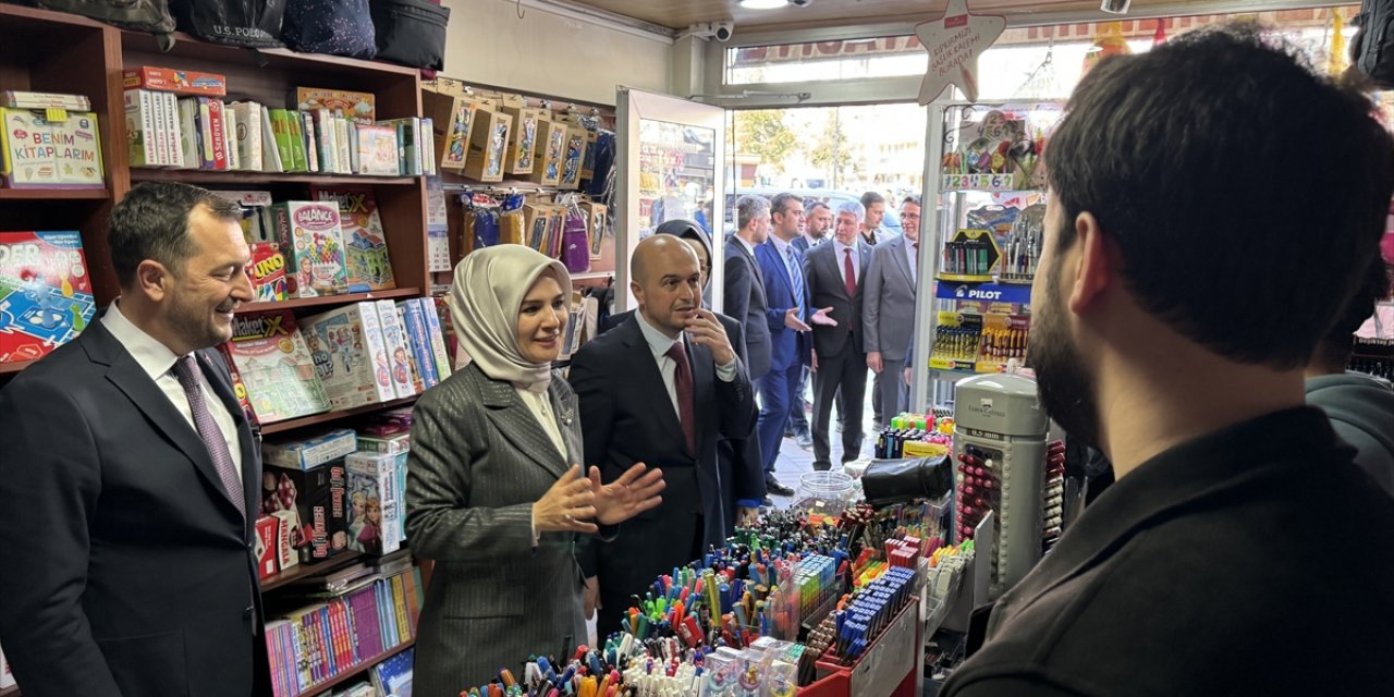 Aile ve Sosyal Hizmetler Bakanı Göktaş, Tekirdağ'da esnaf ziyaretinde bulundu