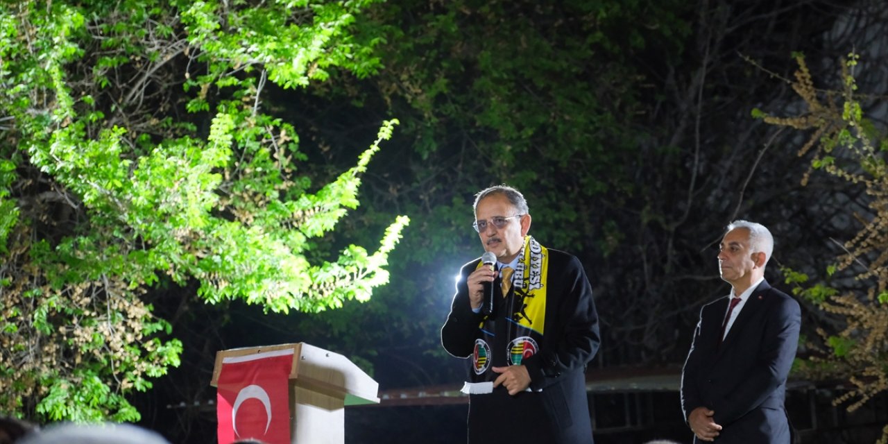 Bakan Özhaseki, Dalaman'da vatandaşlarla bir araya geldi: