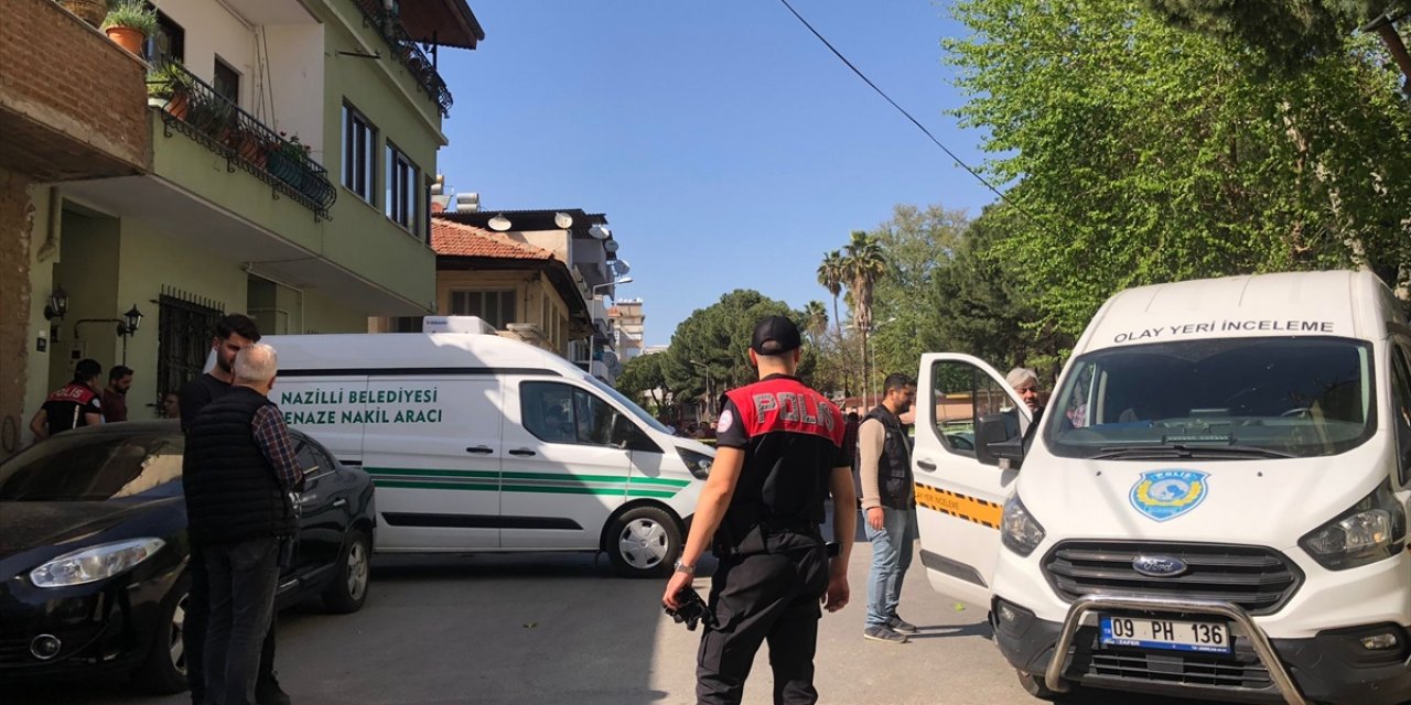 Aydın'da tartıştığı anne ve oğlunu bıçaklayarak öldüren kişi polise teslim oldu