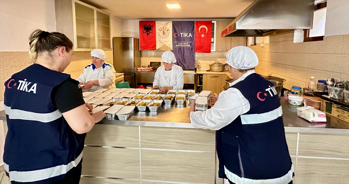 TİKA, ramazan boyunca birçok ülkedeki yardım faaliyetlerine devam ediyor