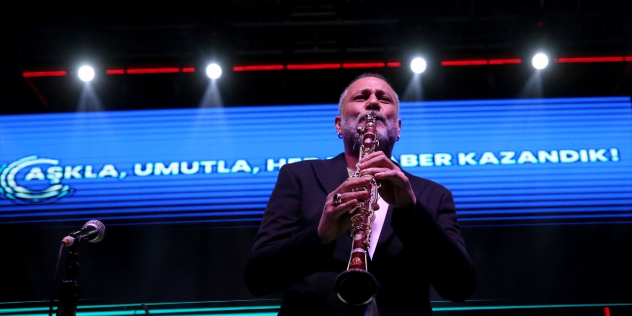 Klarnet sanatçısı Hüsnü Şenlendirici Kırklareli'nde konser verdi