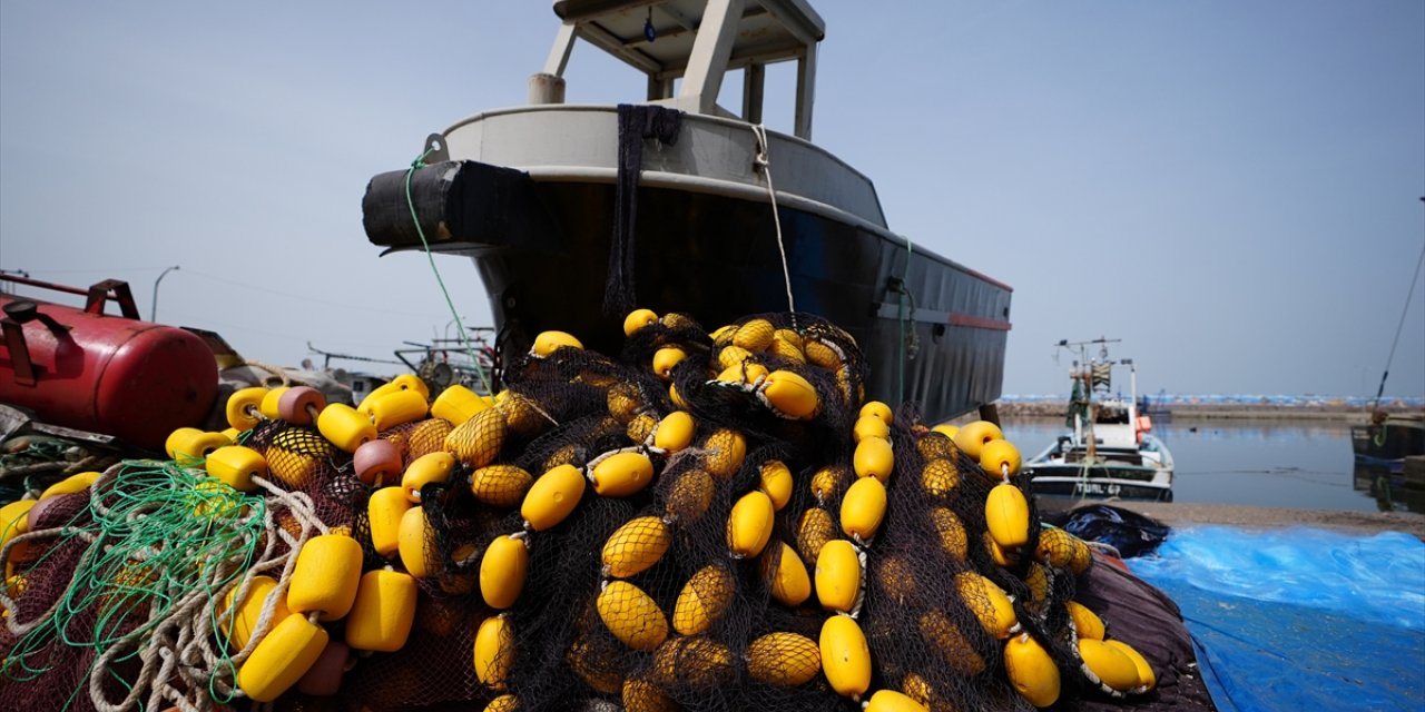 Düzce'de balıkçılar, 15 Nisan öncesinde sezona "paydos" dedi